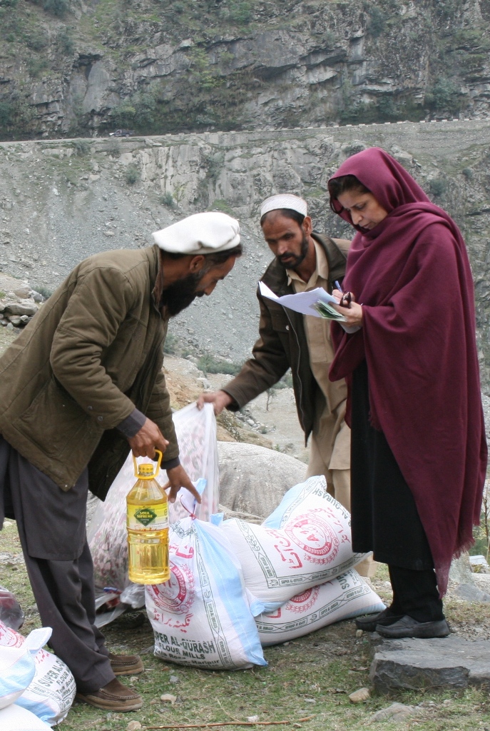 Distributing Relief In Seo, Kohistan